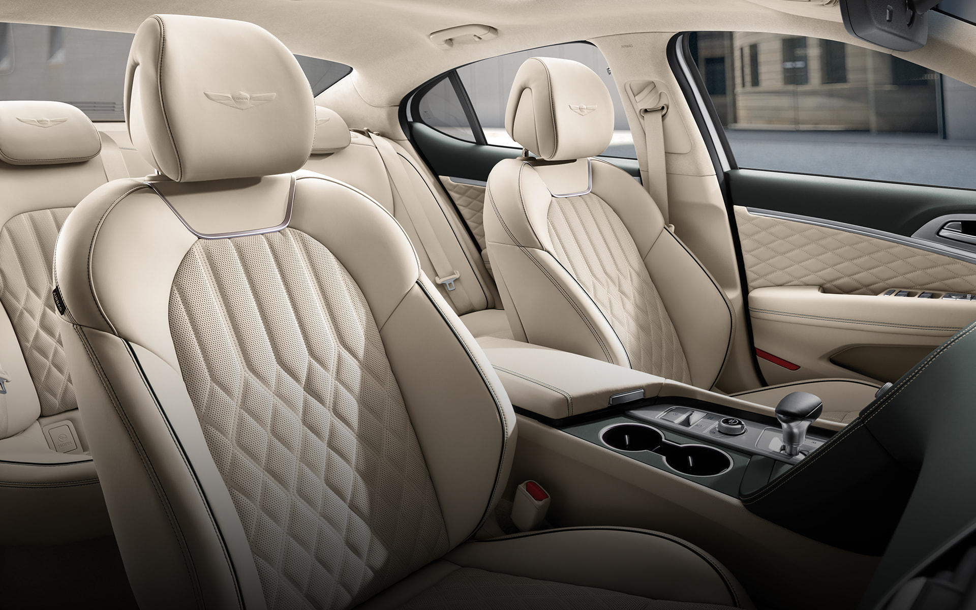 GENESIS G70 Design Features - 프리미엄 퀼팅 시트